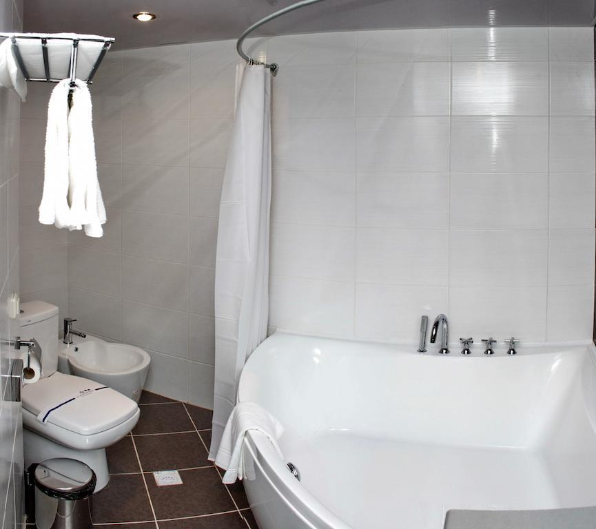 Premier Hotel Shafran Sumy Rum bild