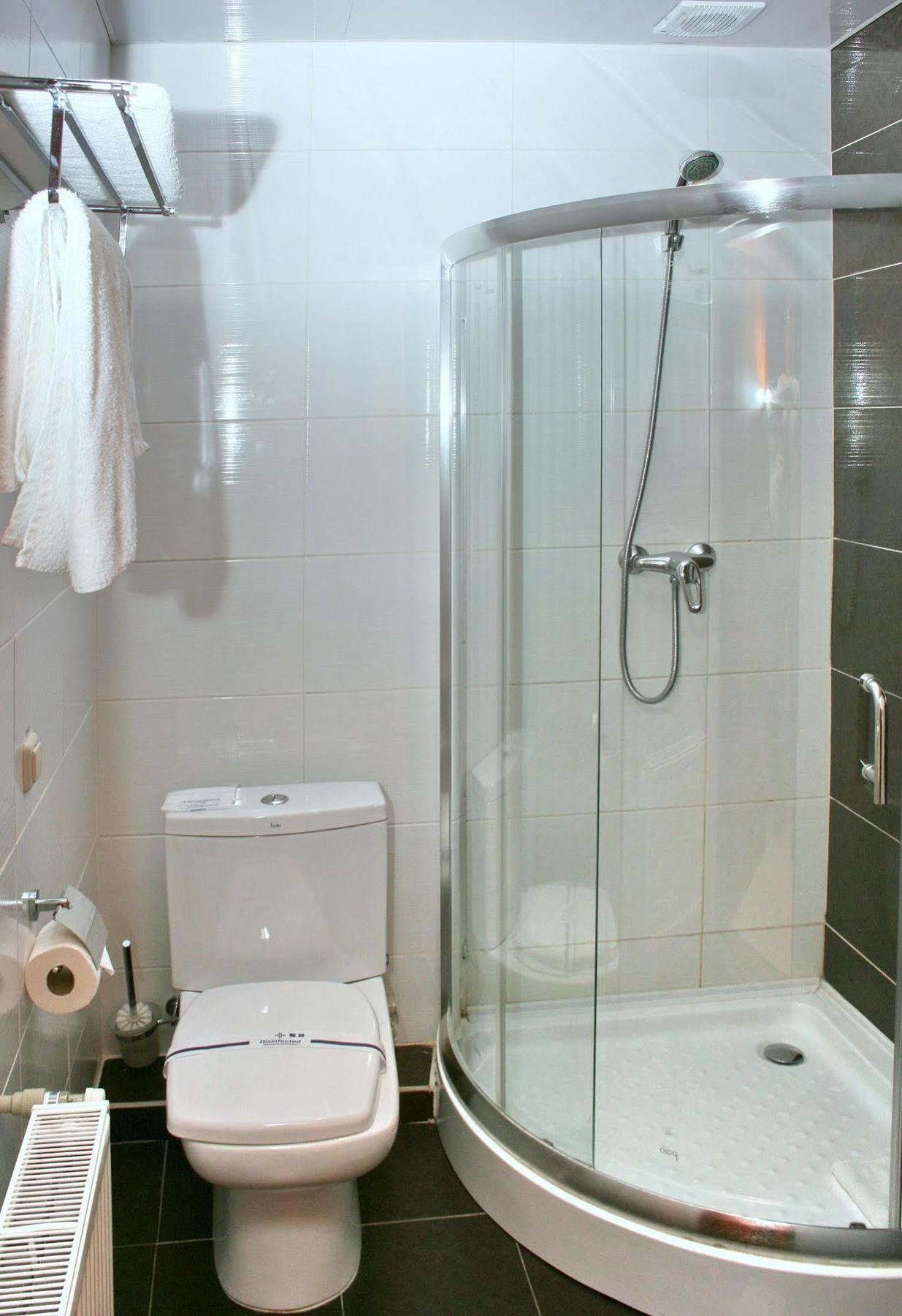 Premier Hotel Shafran Sumy Exteriör bild