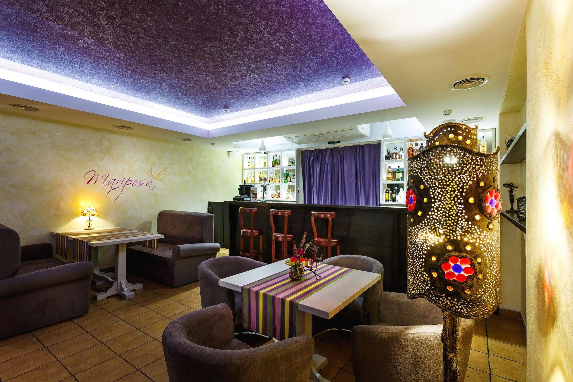 Premier Hotel Shafran Sumy Exteriör bild